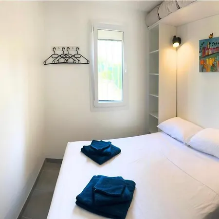 - Terrasses De La Agde