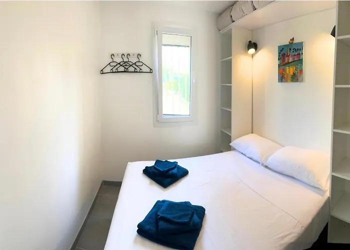 - Terrasses De La Агд