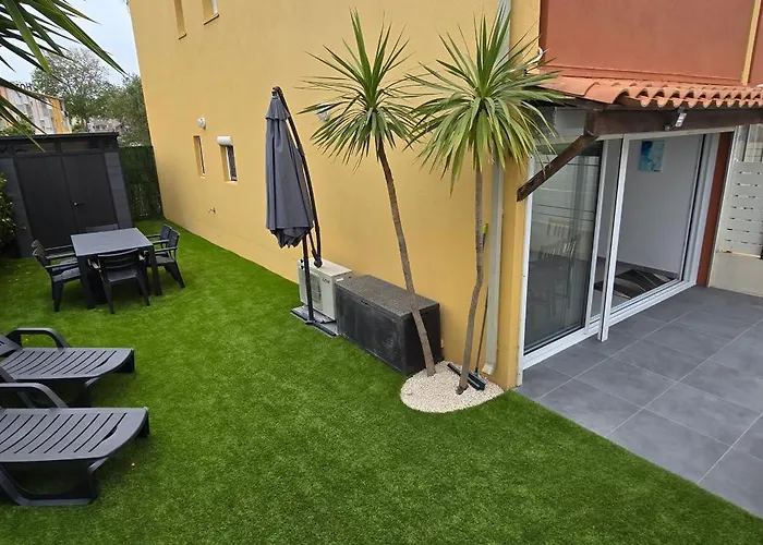 - Terrasses De La Апартаменты *